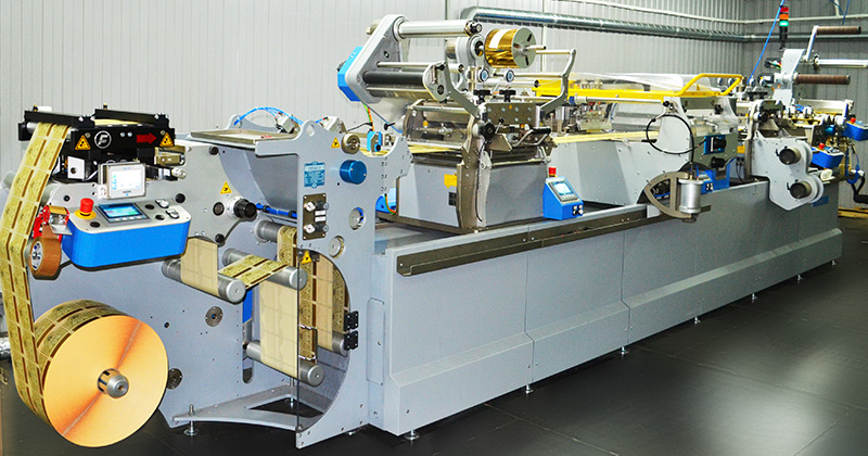 Печатная машина для производства самоклеящихся этикеток