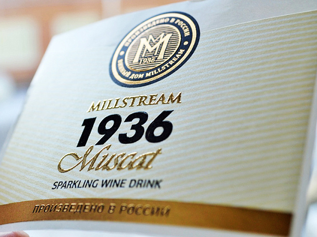 Что представляет собой 3D-фольгирование и 3D-лакирование